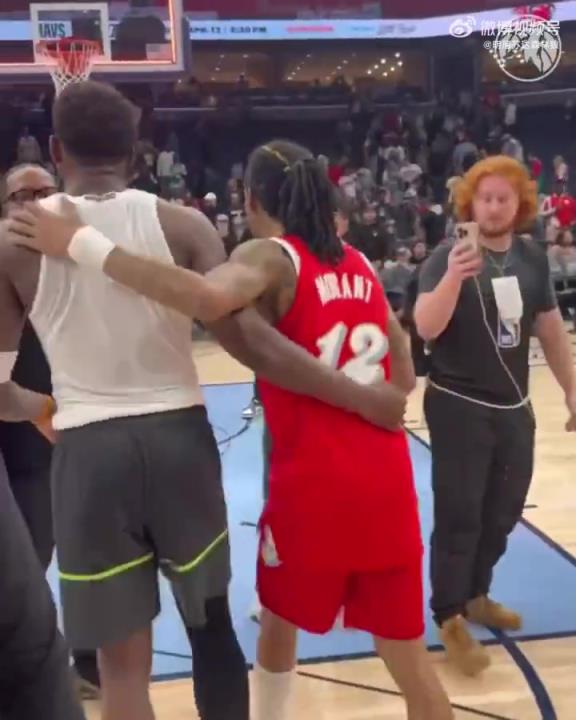 狼王&槍王惺惺相惜！華子賽后與莫蘭特相互致意！