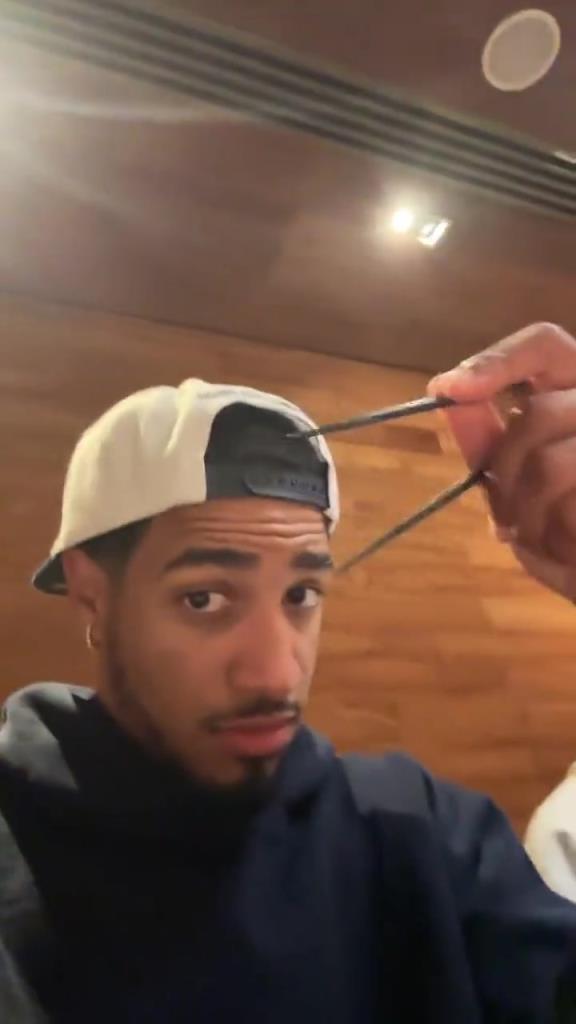 歸化歸化哈利伯頓這筷子拿的還挺標(biāo)準(zhǔn)?。?！