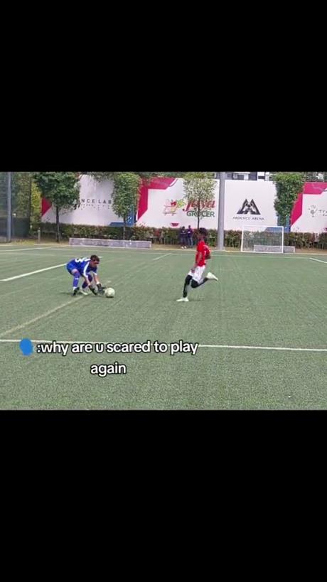 惡劣！這孩子可以終身禁止踢足球了